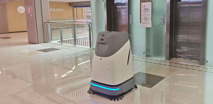智能清洁新升级！朴津快扫 TC50 进驻芜湖宜邻中心<